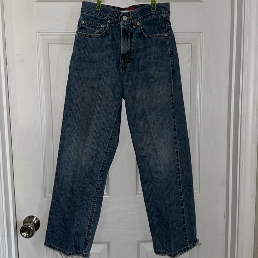 Levi’s loose straight leg semi distressed 12R jeans
